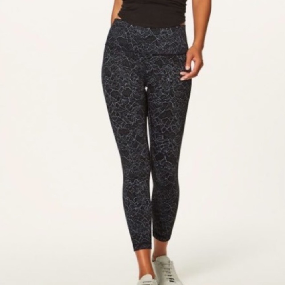 RARE LULULEMON ALIGN PANT 25”